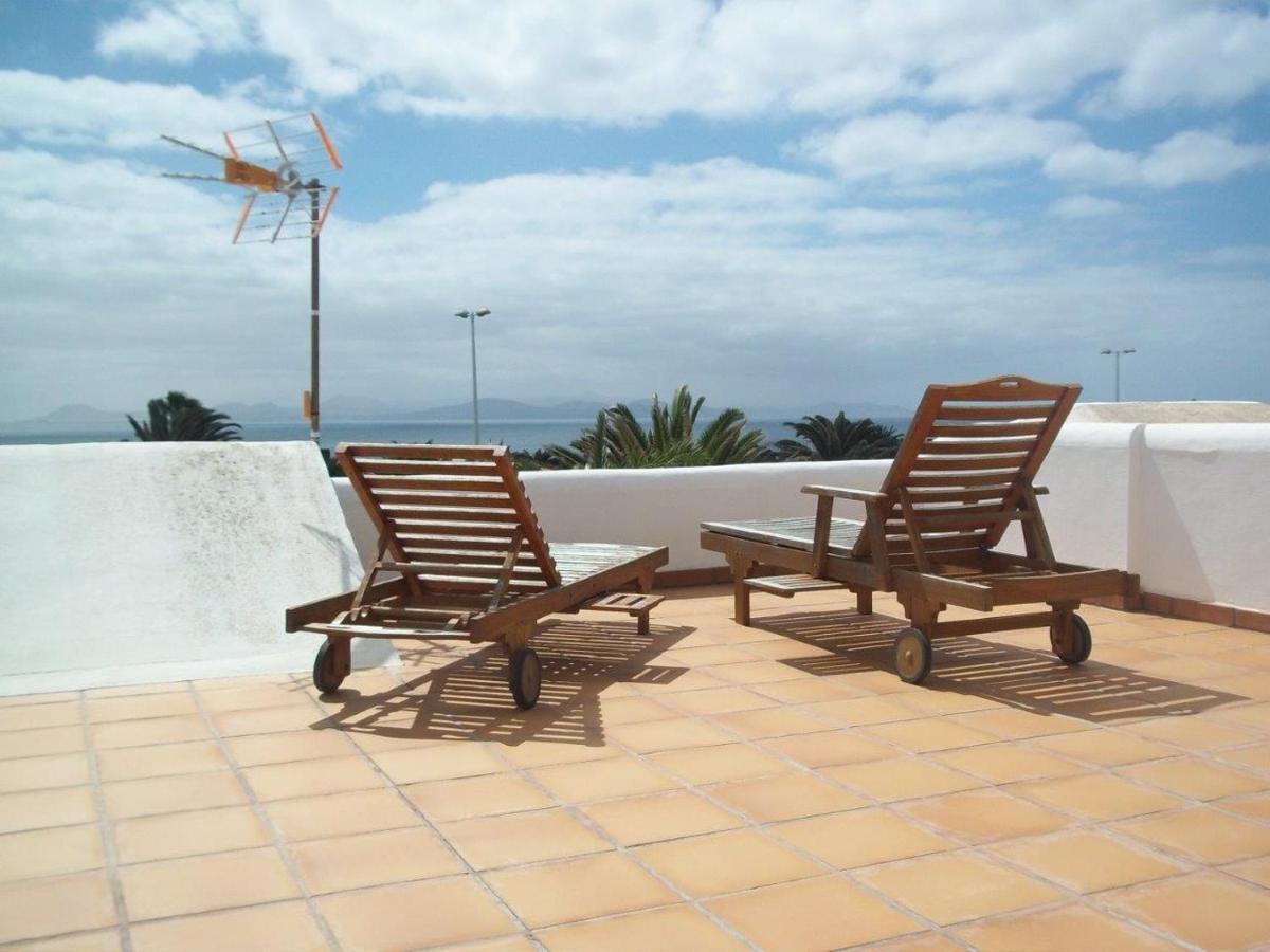 Ocean Breeze Villa Playa Blanca  Exterior photo